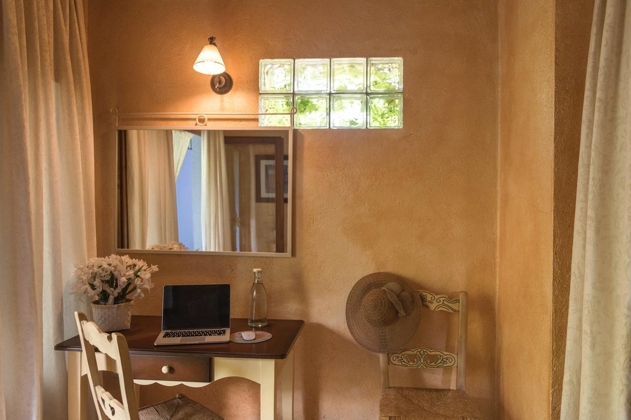 Maison d'hôtes El Moli de Siurana, The Originals Relais  Extérieur photo